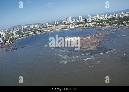 Vista aerea del haji ali moschea mahalaxmi Mumbai India Maharashtra Foto Stock