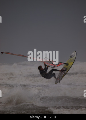 Windsurf, inverno, Condino, Devon, Regno Unito Foto Stock
