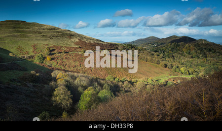 Una chiara vista guardando verso nord attraverso le colline di Malvern, Worcestershire, Inghilterra Foto Stock
