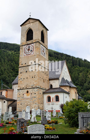 La Svizzera, Grigioni, Val Müstair (Munster), il monastero benedettino di San Giovanni, patrimonio mondiale dell UNESCO, Schweiz, Grigioni Foto Stock