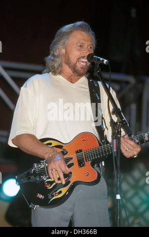 BEE GEES UK gruppo pop con Barry Gibb circa 1995 Foto Stock