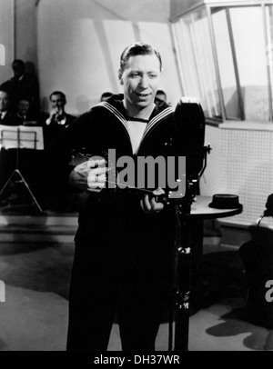 BELL FONDO GEORGE 1944) GEORGE FORMBY, ANNE FIRTH, MARCEL VARNEL DIR) BBG 003 COLLEZIONE MOVIESTORE LTD Foto Stock