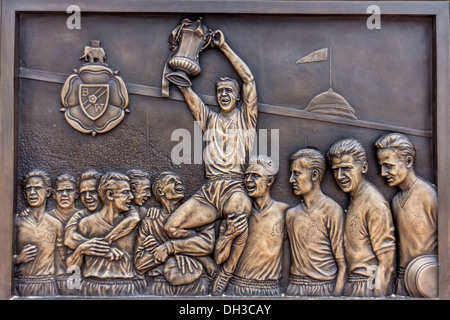 Placca a muro per Bolton Wanderers Cup Final 1958 Foto Stock