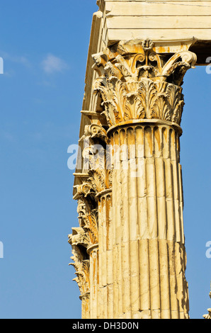 Visualizzazione delle colonne del Tempio di Zeus Olimpio, Olympieion, Atene, Grecia, Europa Foto Stock