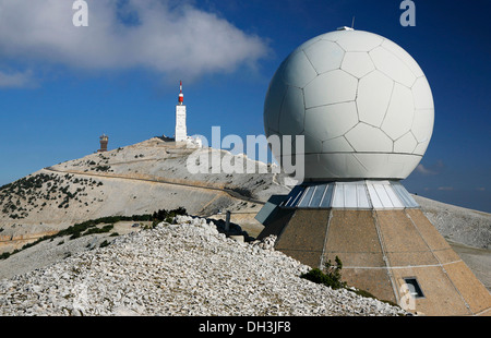 Osservatorio e stazione meteo, Mont Ventoux, Mt Ventoux, Provenza, Francia meridionale, Francia, Europa Foto Stock