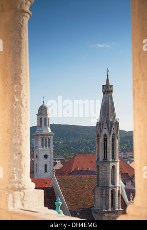 Vista della chiesa di capra e Museo Nazionale Evangelico da Firewatch Tower, Sopron, Western oltre Danubio, Ungheria Foto Stock