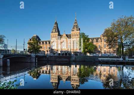 Paesi Bassi, Amsterdam, Rijksmuseum. Sunrise Foto Stock