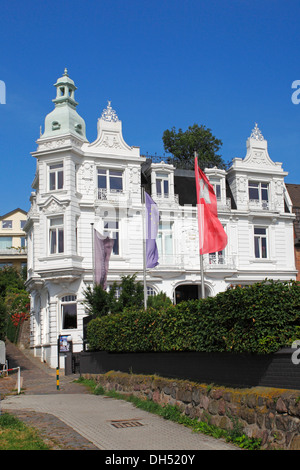 Historic Strandhotel Blankenese, costruito nel 1902, Strandweg Street nel quartiere Blankenese, Hamburg-Blankenese, quartiere Altona Foto Stock