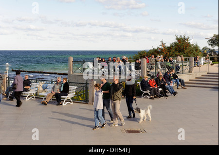 Lungomare di Kuehlungsborn-East, Mecklenburg-Hither Pomerania Occidentale, Germania Foto Stock