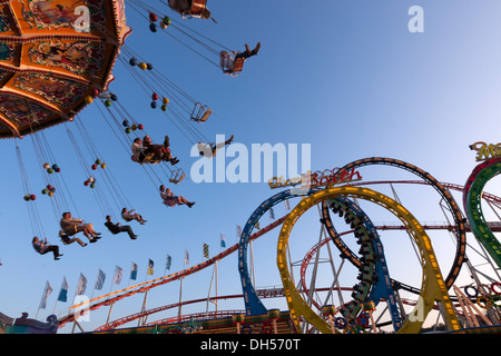 Olympia Looping, il festival della birra più grande del mondo a Monaco, in Germania. 2007 Foto Stock