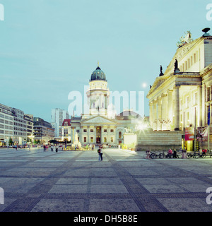 La piazza Gendarmenmarkt e Cattedrale tedesca, Konzerthaus, Concert Hall Mitte, Berlin, Berlin, Germania Foto Stock