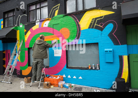 Graffiti street art da "terzo occhio" su edificio in Great Eastern Street, East End, Shoreditch, London, England, Regno Unito Foto Stock