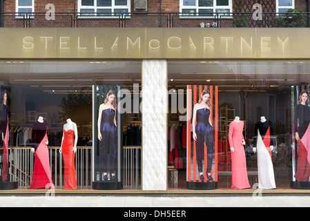 Stella McCartney designer fashion shop, Fulham Road, Londra, Inghilterra, Regno Unito Foto Stock