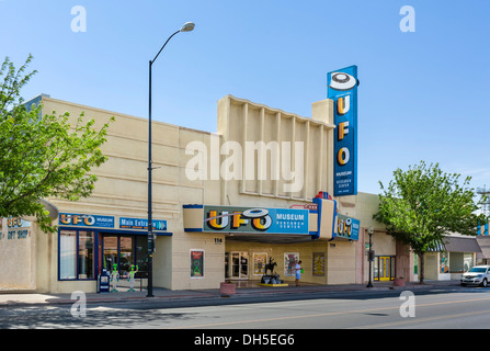 L'UFO Museum e il centro di ricerca sulla strada principale, Roswell, New Mexico, NEGLI STATI UNITI Foto Stock