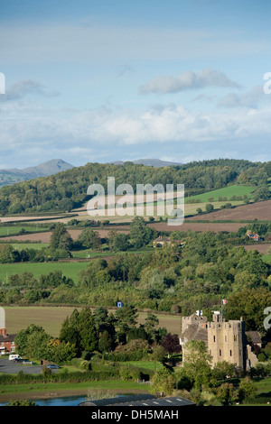 Stokesay castello fortificato del XIII secolo Manor House esterno, vicino a craven arms Shropshire England Regno Unito Foto Stock