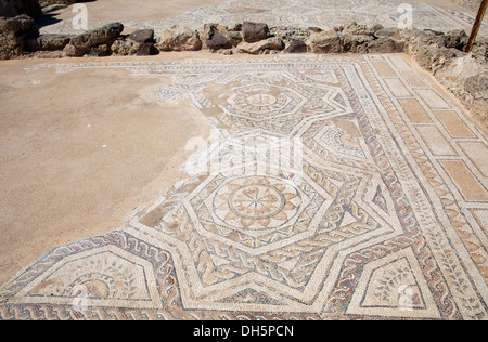 Rovine di Nora pavimento a mosaico nel sud della Sardegna Foto Stock