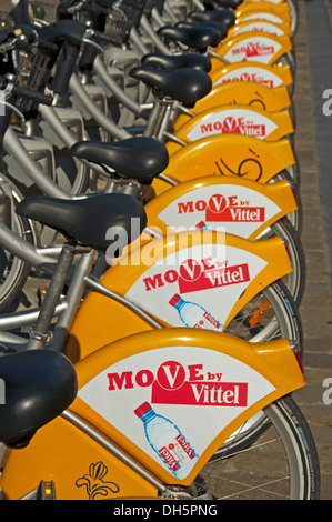 Villo noleggio biciclette, Bahnhof Midi, Bruxelles, la regione di Bruxelles, Belgio Foto Stock