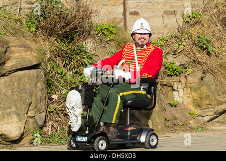 Whitby Goth Weekend, novembre 2013, Whitby, North Yorkshire, Inghilterra, Regno Unito Foto Stock