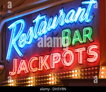 Logo Neon, Ristorante, Bar, Jackpots, Fremont Casino e Hotel, Fremont Street Experience in vecchia Las Vegas Downtown Las Vegas Foto Stock