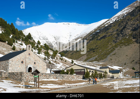 Santuari de Núria, leggendario santuario di Catalanism, Vall de Núria valley, Catalogna settentrionale, Spagna, Europa Foto Stock