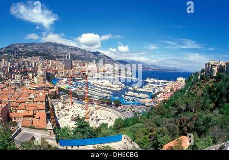 Vista del porto durante il Grand Prix di Monaco, 1990. Foto Stock
