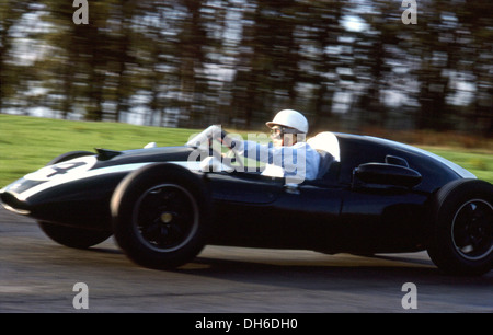 Cooper-Climax T51, Donington Park, Loop di Melbourne circa 1978 durante i test da Phil Hill per la circolazione su strada e per via magazine Australia. Foto Stock