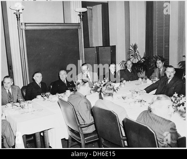 Fotografia del Presidente Truman a un pranzo per commemorare il centenario della fondazione degli Stati Uniti... 200097 Foto Stock