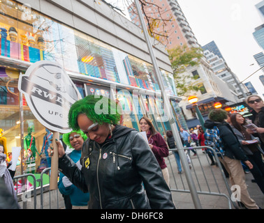 Protesta di fronte Dylan Candy Bar nella Upper East Side di New York Foto Stock