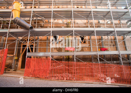 Edificio danneggiato, terremoto, 06 aprile 2009, l'aquila, Abruzzo, Italia, Europa Foto Stock