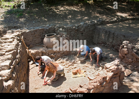 Scavi, poggiarello renzetti, Domus dei dolia, area archeologica, Vetulonia, Grosseto, Toscana, Italia, Europa Foto Stock