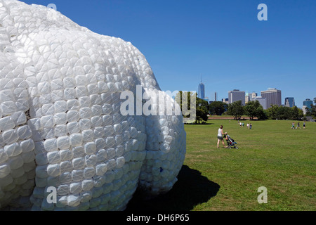 La testa tra le nuvole pavilion sulla Governors Island Foto Stock