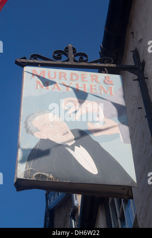 Hay-on-Wye omicidio e Mayhem la criminalità book shop segno Powys South Wales UK Foto Stock