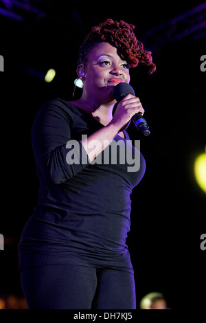 Ledisi esegue 7 annuale Jazz nei giardini a Sunlife Stadium Miami Florida - 17.03.12 Foto Stock