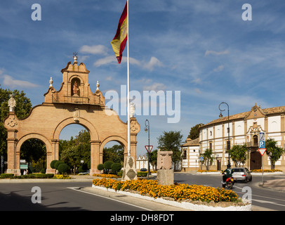 ANTEQUERA SPAGNA LA ESTEPA GATE E GIARDINO Foto Stock