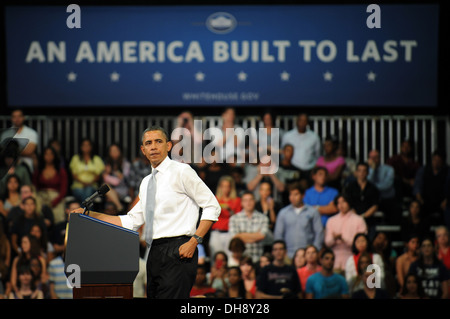 Il presidente Barack Obama a Florida Atlantic University a parlare di economia e a Buffet regola di un principio di equità che Foto Stock