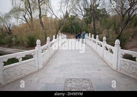 Zizhuyuan Park comunemente noto come viola o Black Bamboo Park nel Distretto Haidian, Pechino, Cina Foto Stock