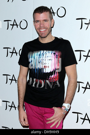 Perez Hilton Perez Hilton festeggia il suo compleanno e il rilascio di MDNA nuovo album da Madonna a Tao Nightclub al Venetian Foto Stock