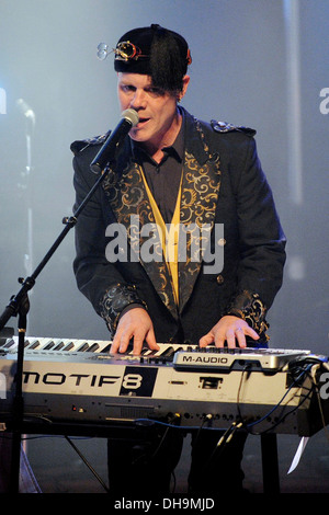 Thomas Dolby esegue sul palco della Virgin Mobile Mod Club. Toronto, Canada - 02.04.12 Foto Stock