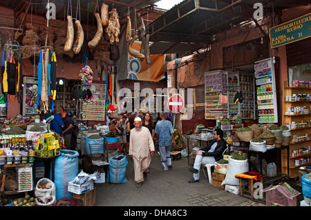 Il vecchio Mercato delle Spezie marrakech marocco Medina Souk Shop Foto Stock