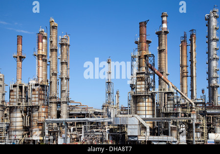 Raffineria di gas tra Pula e Macchiareddu nel sud della Sardegna Foto Stock