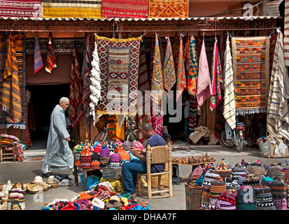 Il vecchio Mercato delle Spezie marrakech marocco Medina Souk Shop Foto Stock