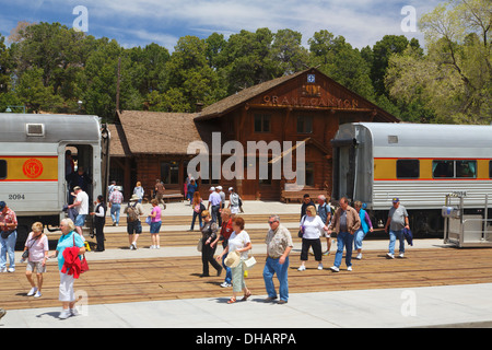 Grand Canyon Railroad Station, il Parco Nazionale del Grand Canyon, Arizona. Foto Stock