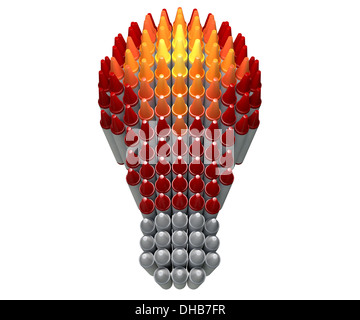 Una lampadina della luce forma realizzata in colori caldi di bambini Le Matite in cera raffiguranti la creatività isolato su un fondo bianco Foto Stock