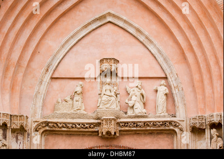 La chiesa gotica di San Nicolas, St. Cyprien, Toulouse, Haute-Garonne, Francia Foto Stock