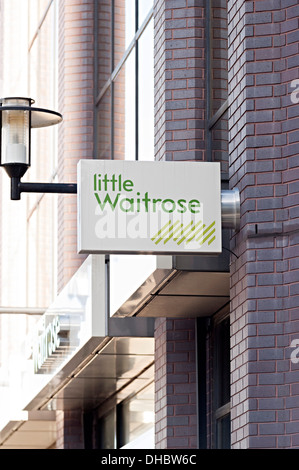 Little waitrose store Birmingham il negozio di drogheria snow hill Foto Stock