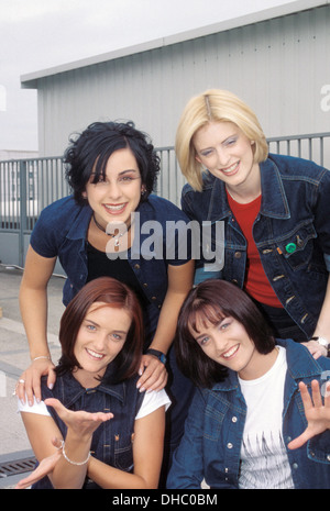 BEWITCHED ragazza irlandese gruppo nel 1999. Foto Stock
