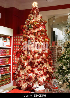 Macy's Flagship Department Store, schermi di Natale, NYC Foto Stock