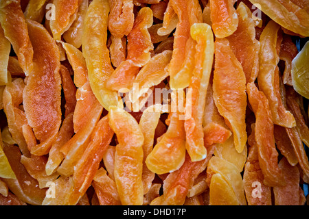 Mango essiccato di frutta sul mercato vecchio Foto Stock