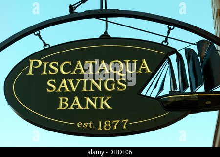 Segno per il Piscataqua Savings Bank a Portsmouth, New Hampshire, STATI UNITI D'AMERICA Foto Stock