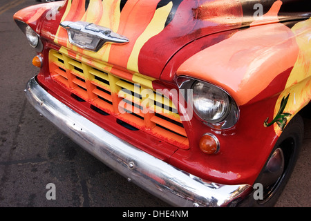 Peperoncini antique Chevy truck, frittelle sul Plaza 4 Luglio Festa di Santa Fe, New Mexico USA Foto Stock